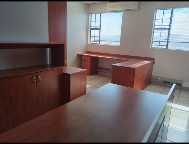 203M² OFFICE TO LET IN NELSPRUIT CENTRAL